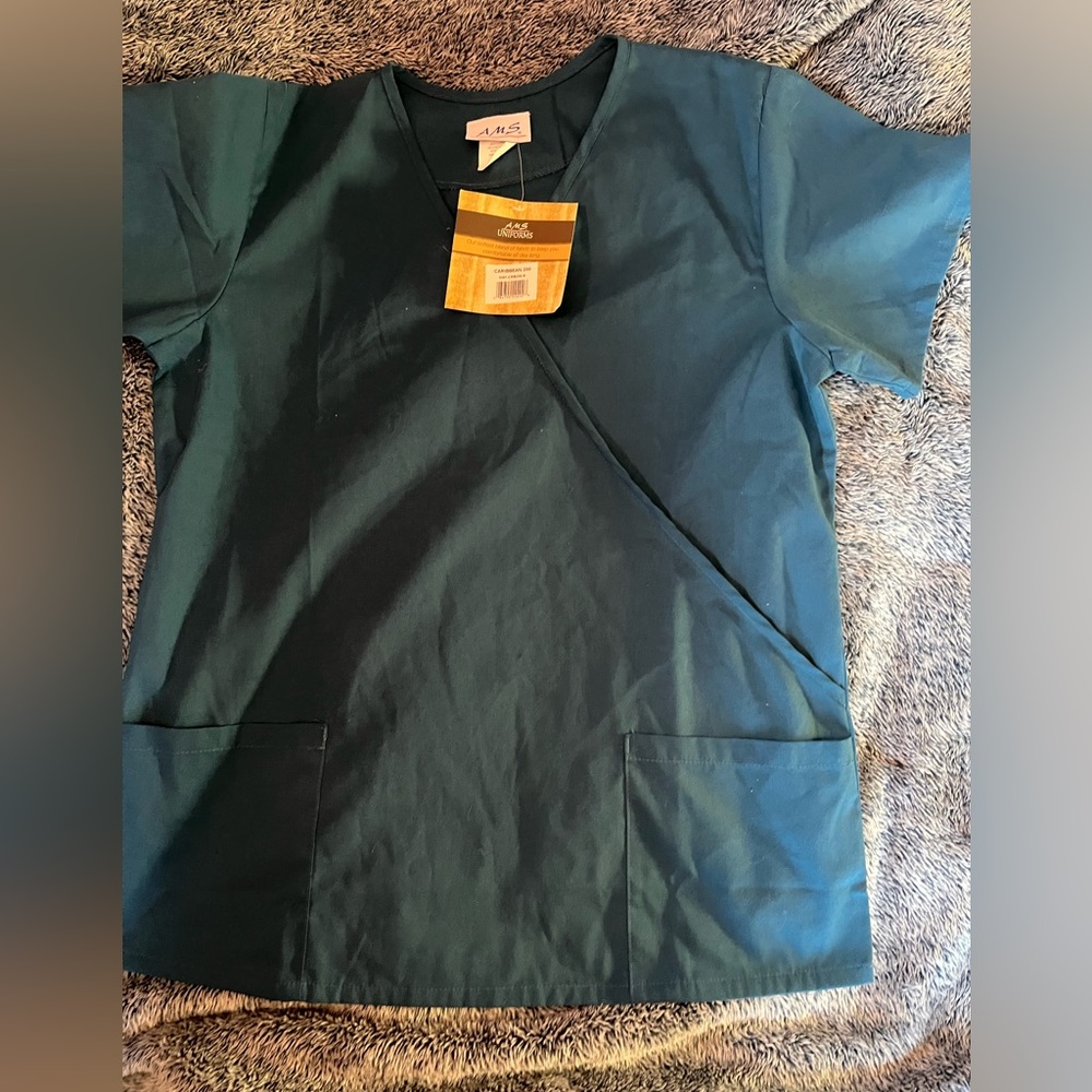 Size small work scrub top